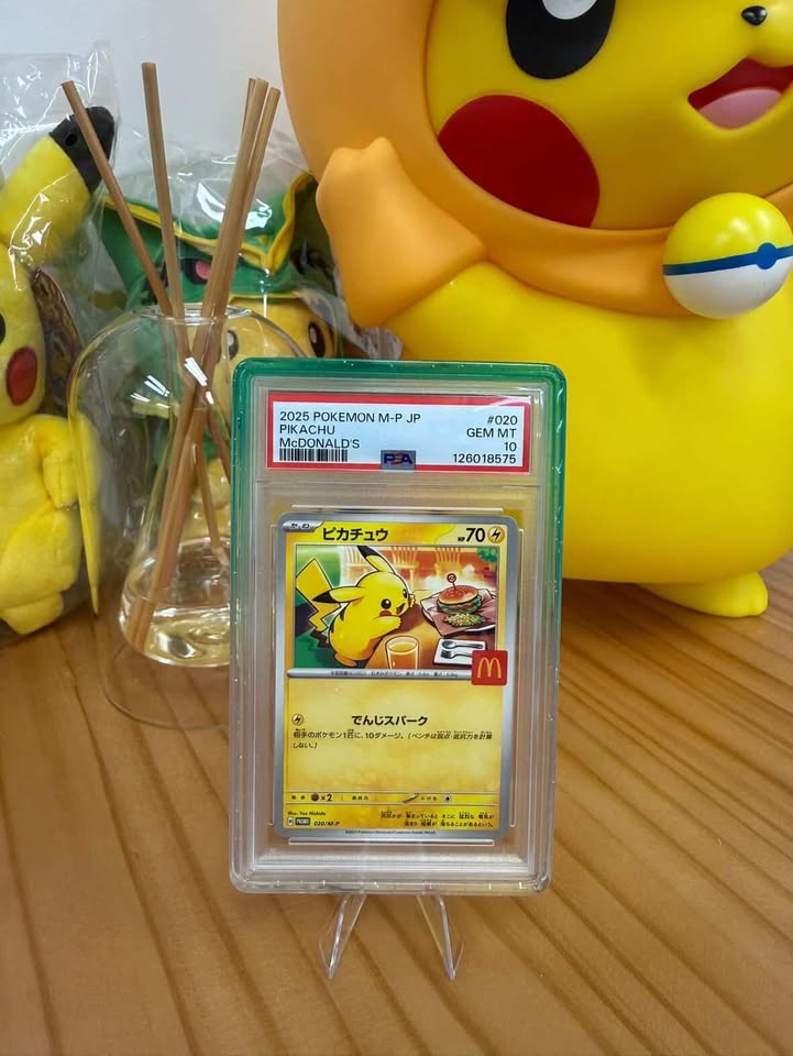 PSA Card Protect Case (Shining Green /White)